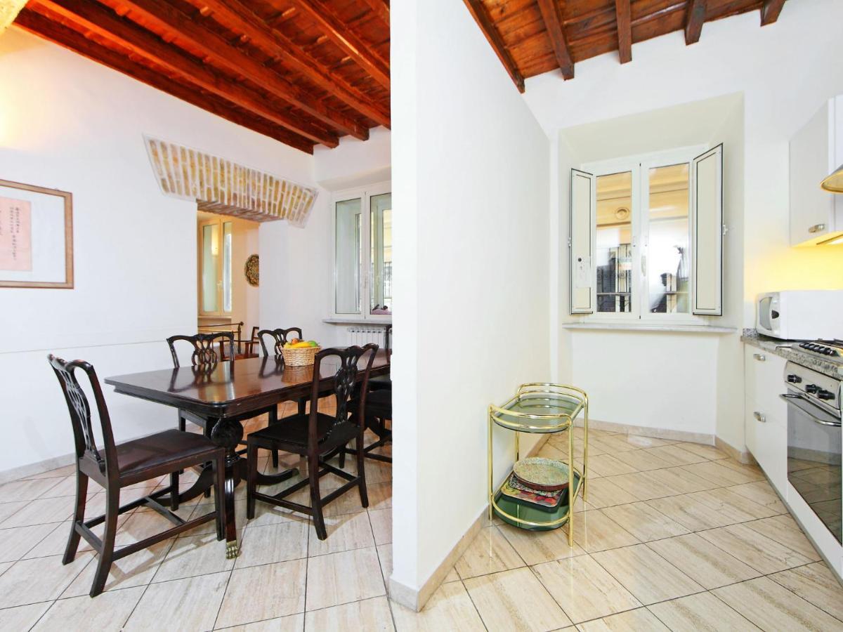 Apartment Vittorio Emanuele By Interhome Рим Екстер'єр фото