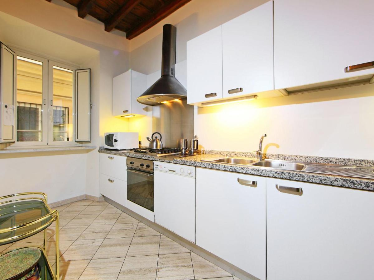 Apartment Vittorio Emanuele By Interhome Рим Екстер'єр фото