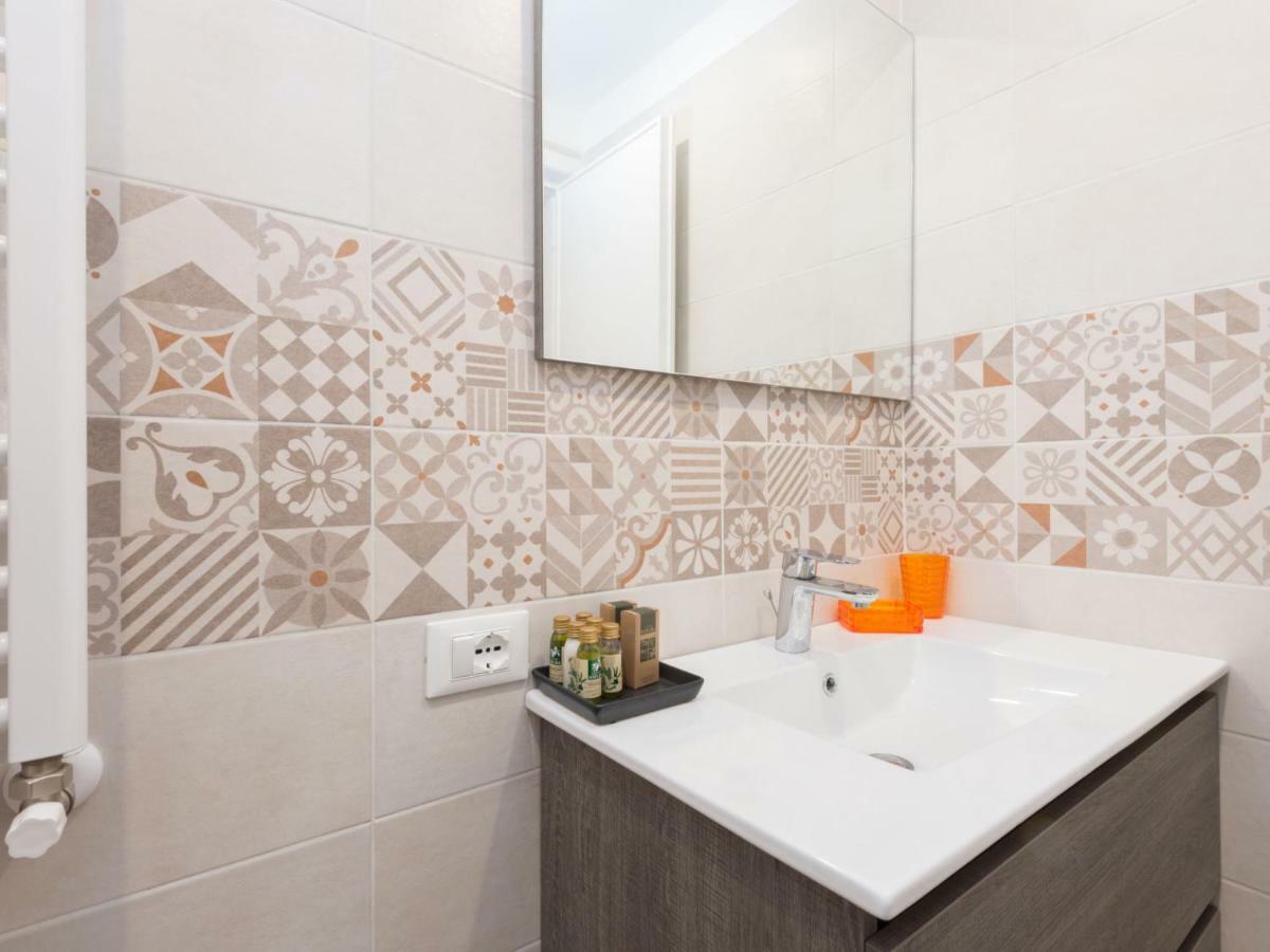 Apartment Vittorio Emanuele By Interhome Рим Екстер'єр фото